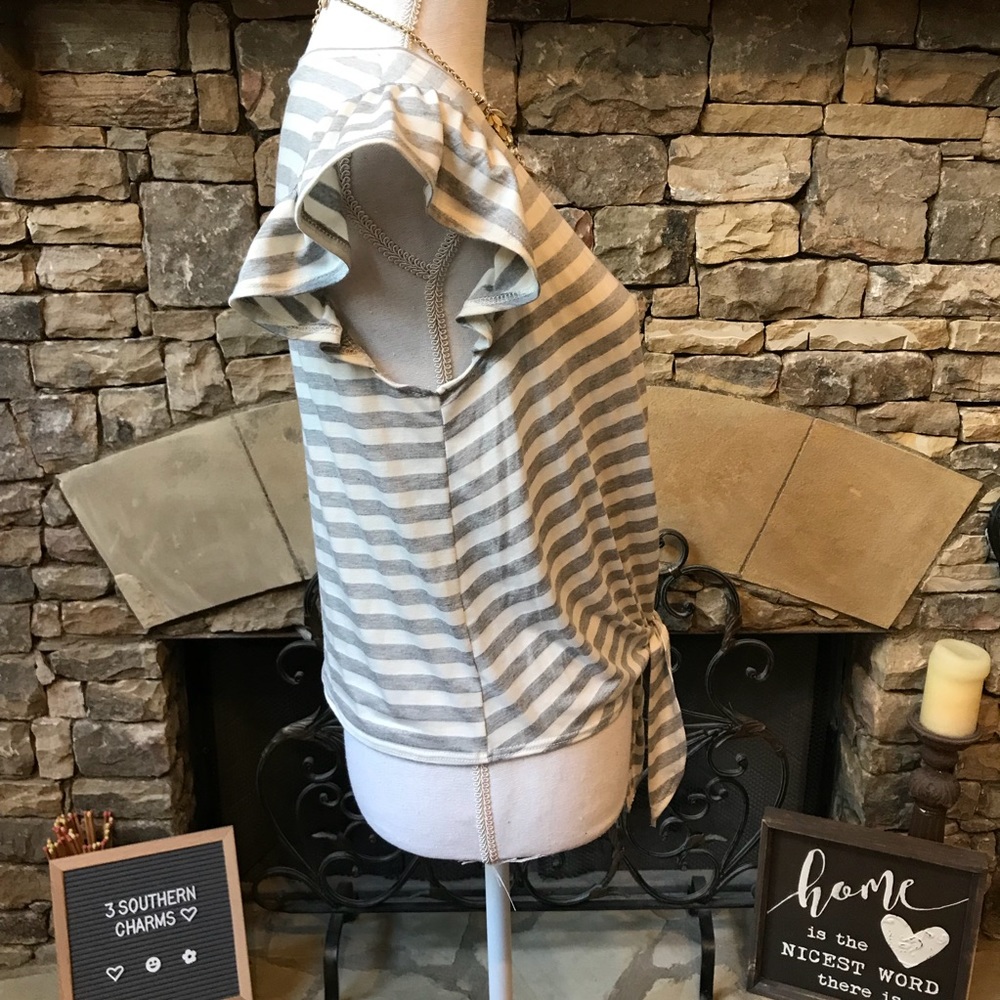NWOT Altar’d State Striped Flutter Sleeve Top - Picture 5 of 6